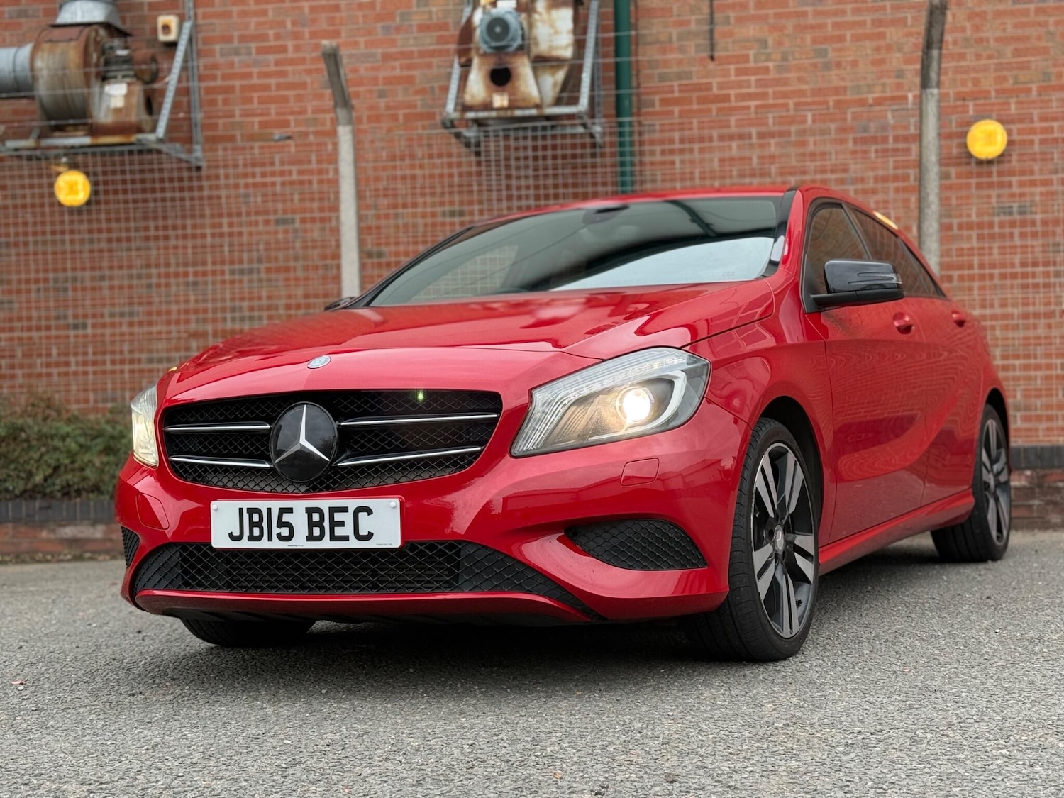 Used Mercedes-Benz A-Class 2015 for sale - 76306285: Photo 1