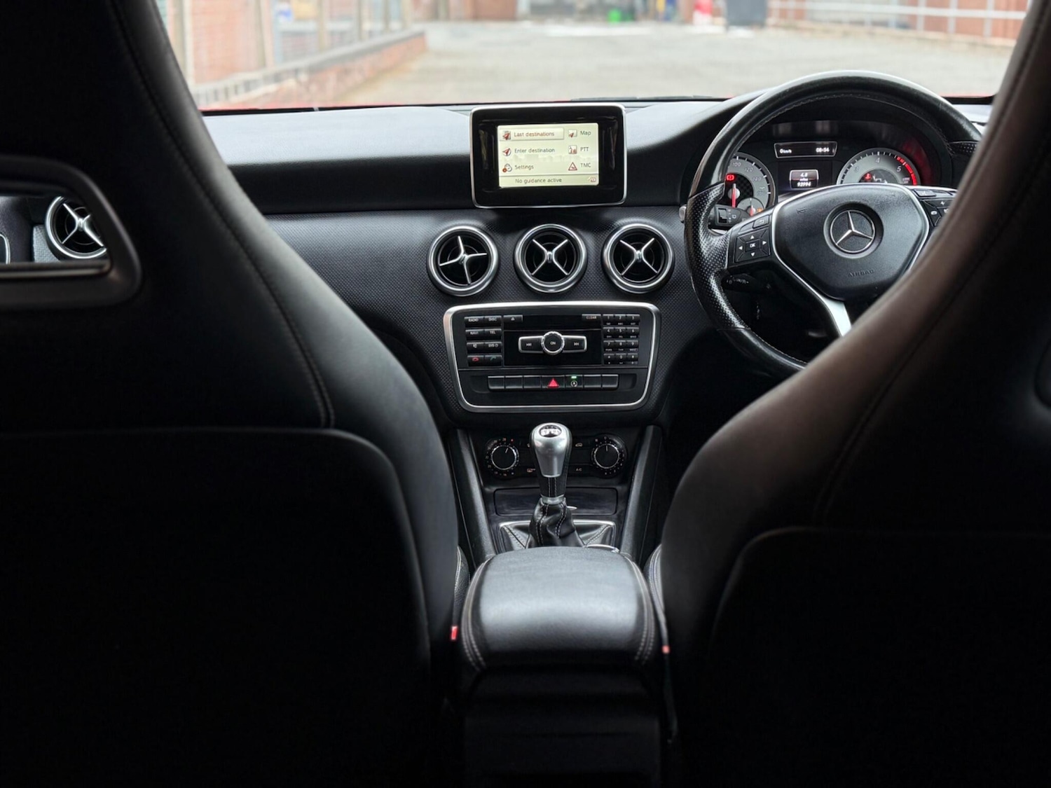 Used Mercedes-Benz A-Class 2015 for sale - 76306285: Photo 12