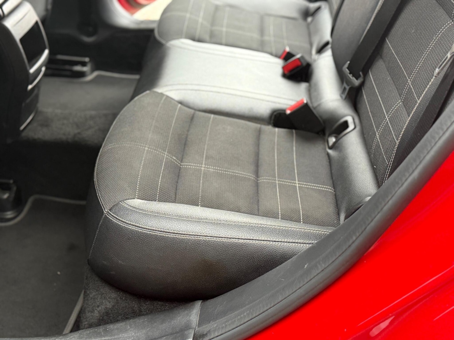 Used Mercedes-Benz A-Class 2015 for sale - 76306285: Photo 15