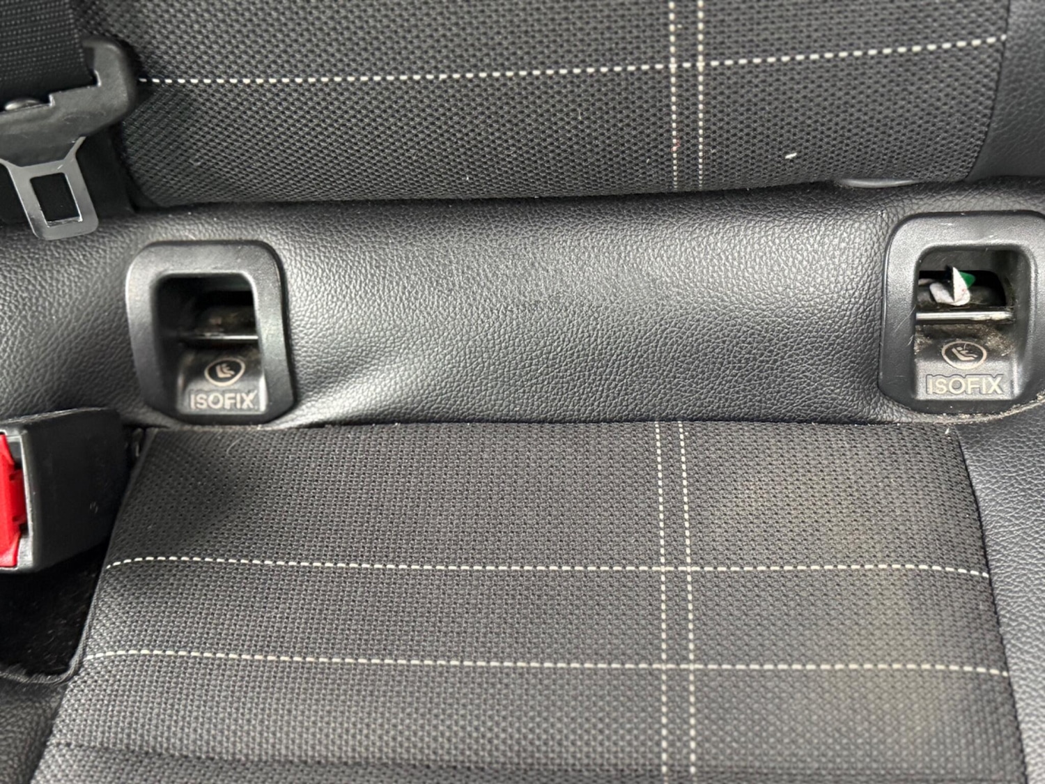 Used Mercedes-Benz A-Class 2015 for sale - 76306285: Photo 36