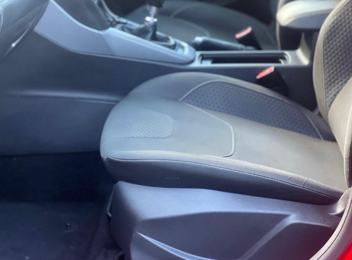 Used Ford Focus for sale - 77191842: Photo 16