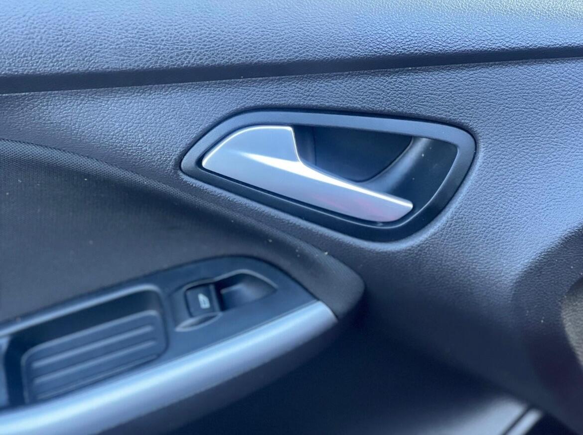 Used Ford Focus for sale - 77191842: Photo 36