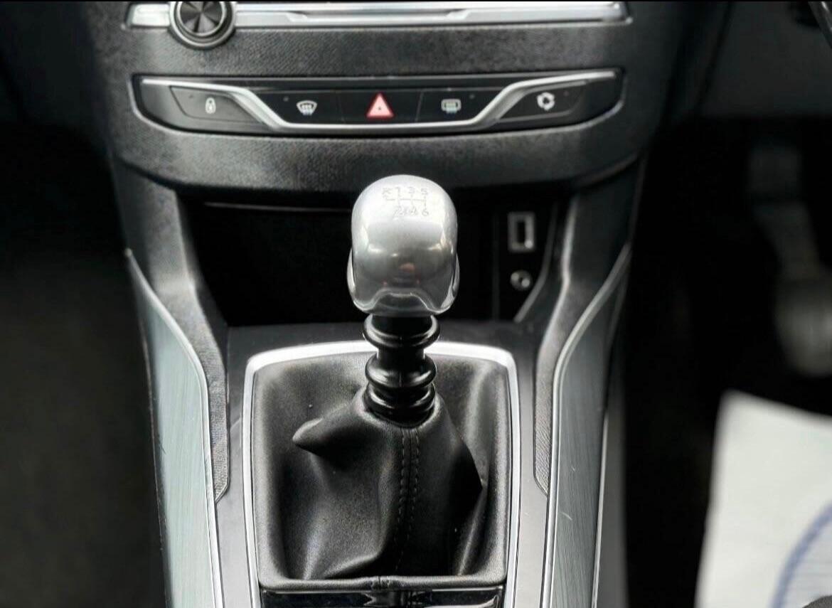 Used Peugeot 308 2016 for sale - 76336543: Photo 20