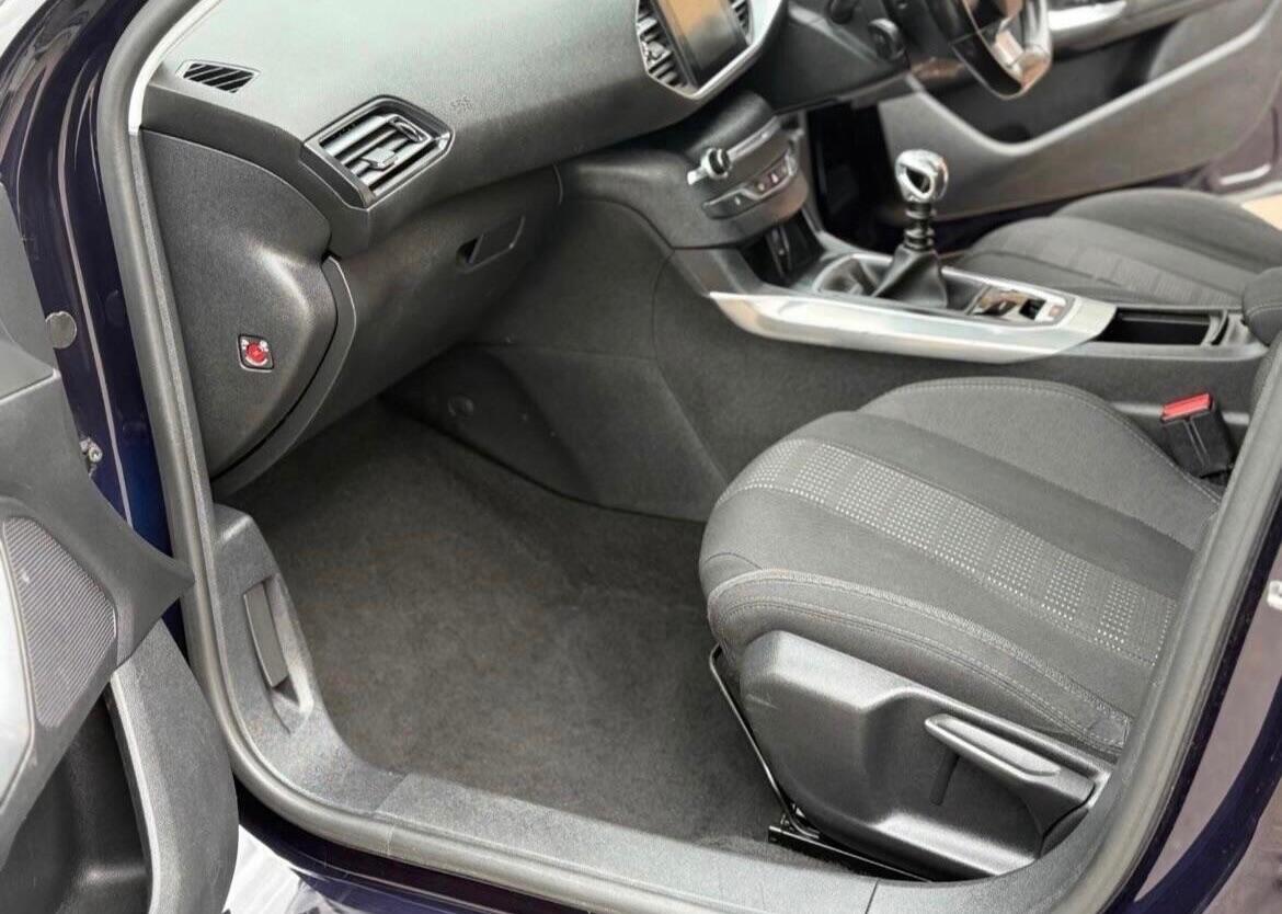 Used Peugeot 308 2016 for sale - 76336543: Photo 33