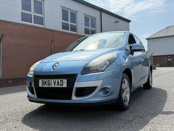 Used Renault Scenic 2011 for sale - 75552023: Photo