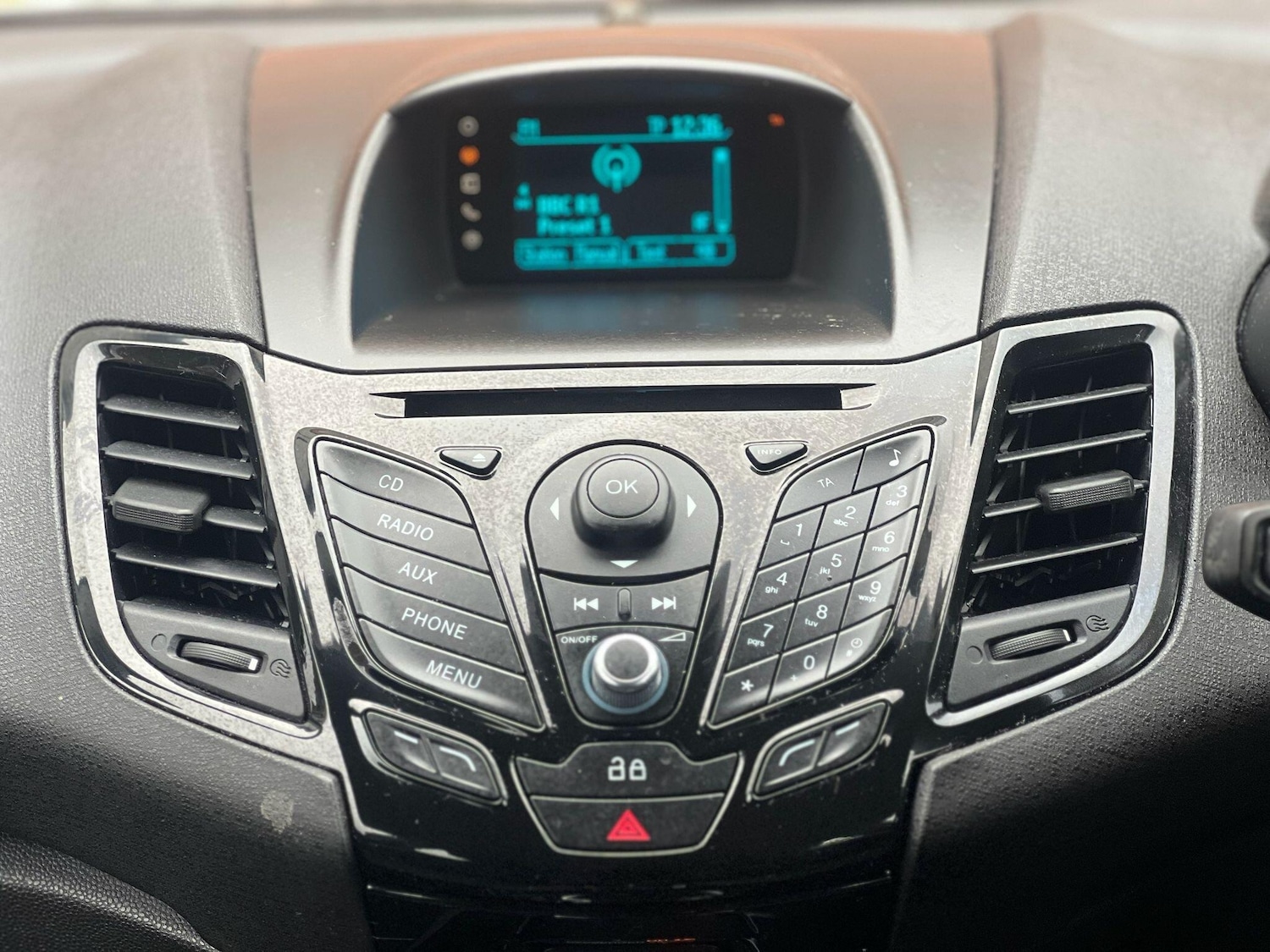 Used Ford Fiesta 2014 for sale - 77291123: Photo 17