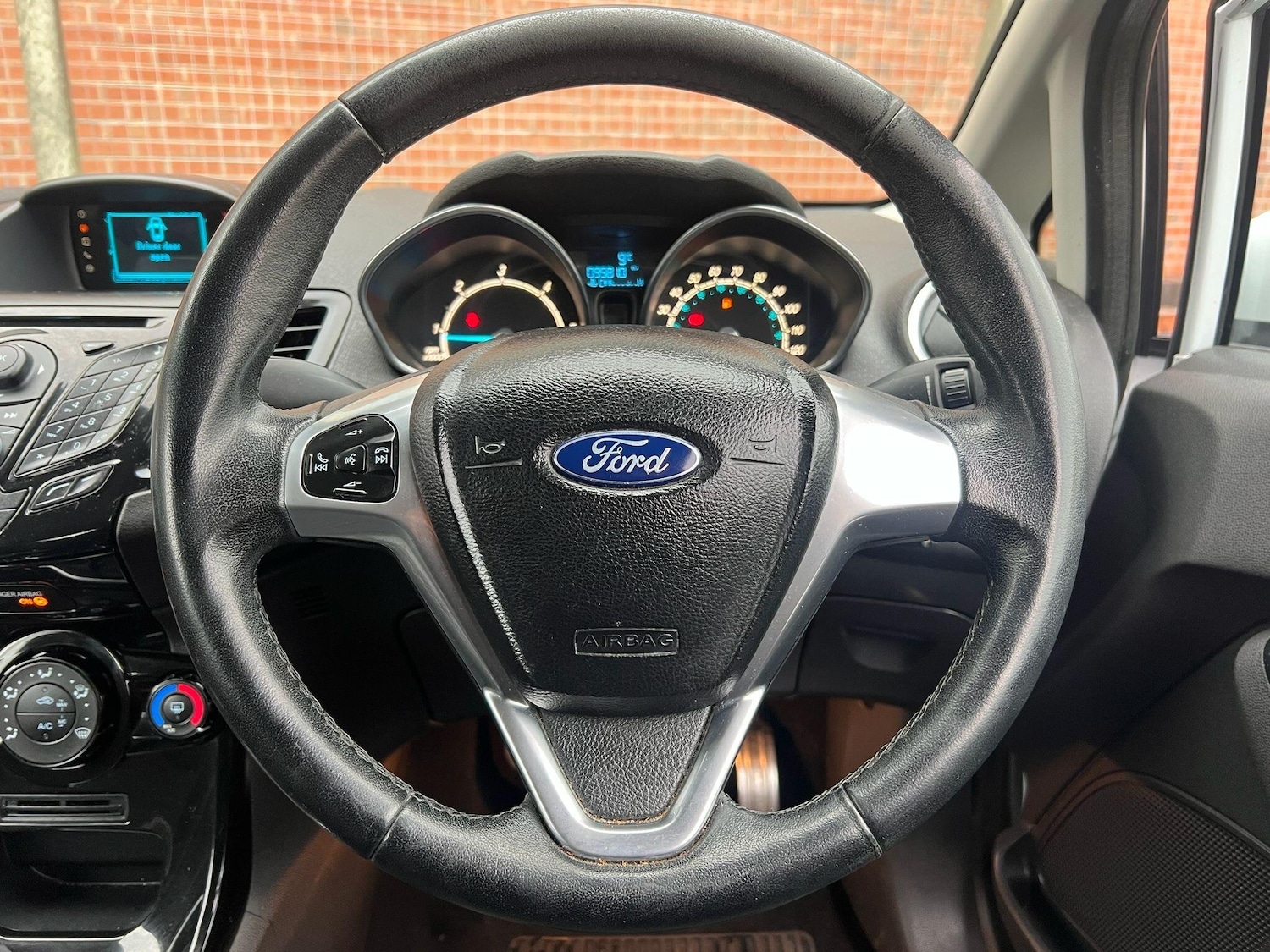 Used Ford Fiesta 2014 for sale - 77291123: Photo 22