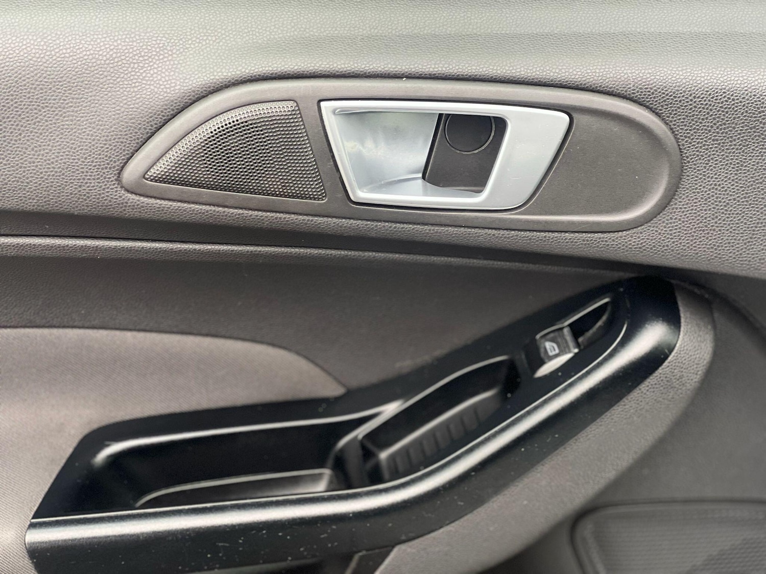 Used Ford Fiesta 2014 for sale - 77291123: Photo 31