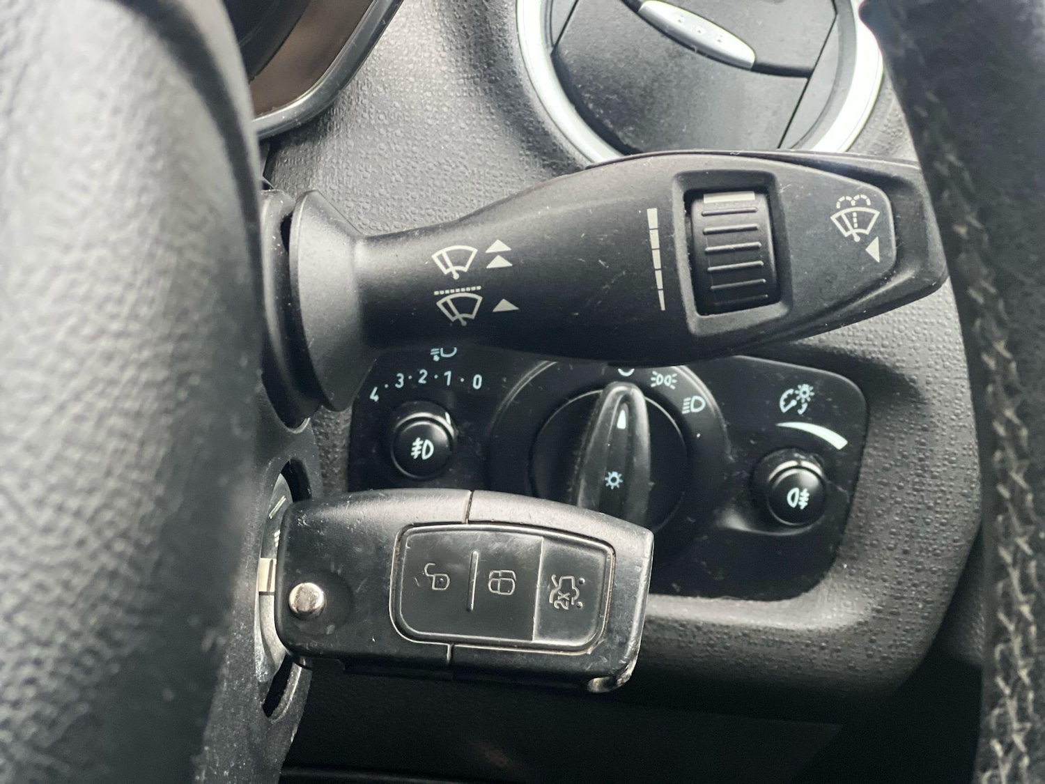 Used Ford Fiesta 2014 for sale - 77291123: Photo 34