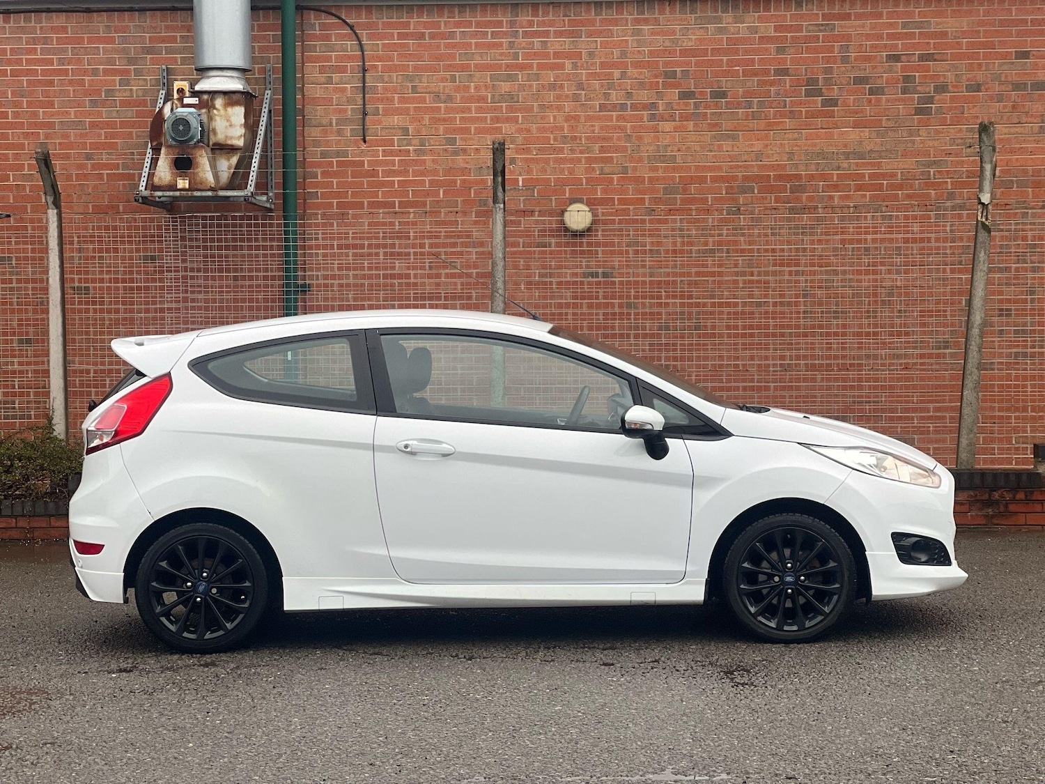 Used Ford Fiesta 2014 for sale - 77291123: Photo 5