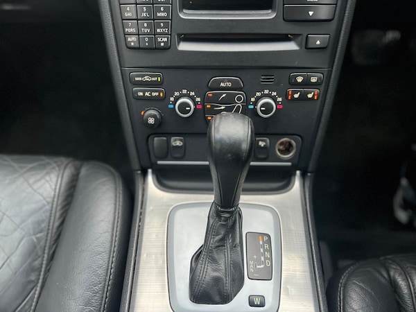Used Volvo XC90 2011 for sale - 76166486: Photo 22