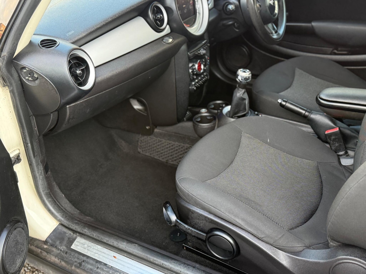 Used MINI Hatch 2012 for sale - 76512454: Photo 29