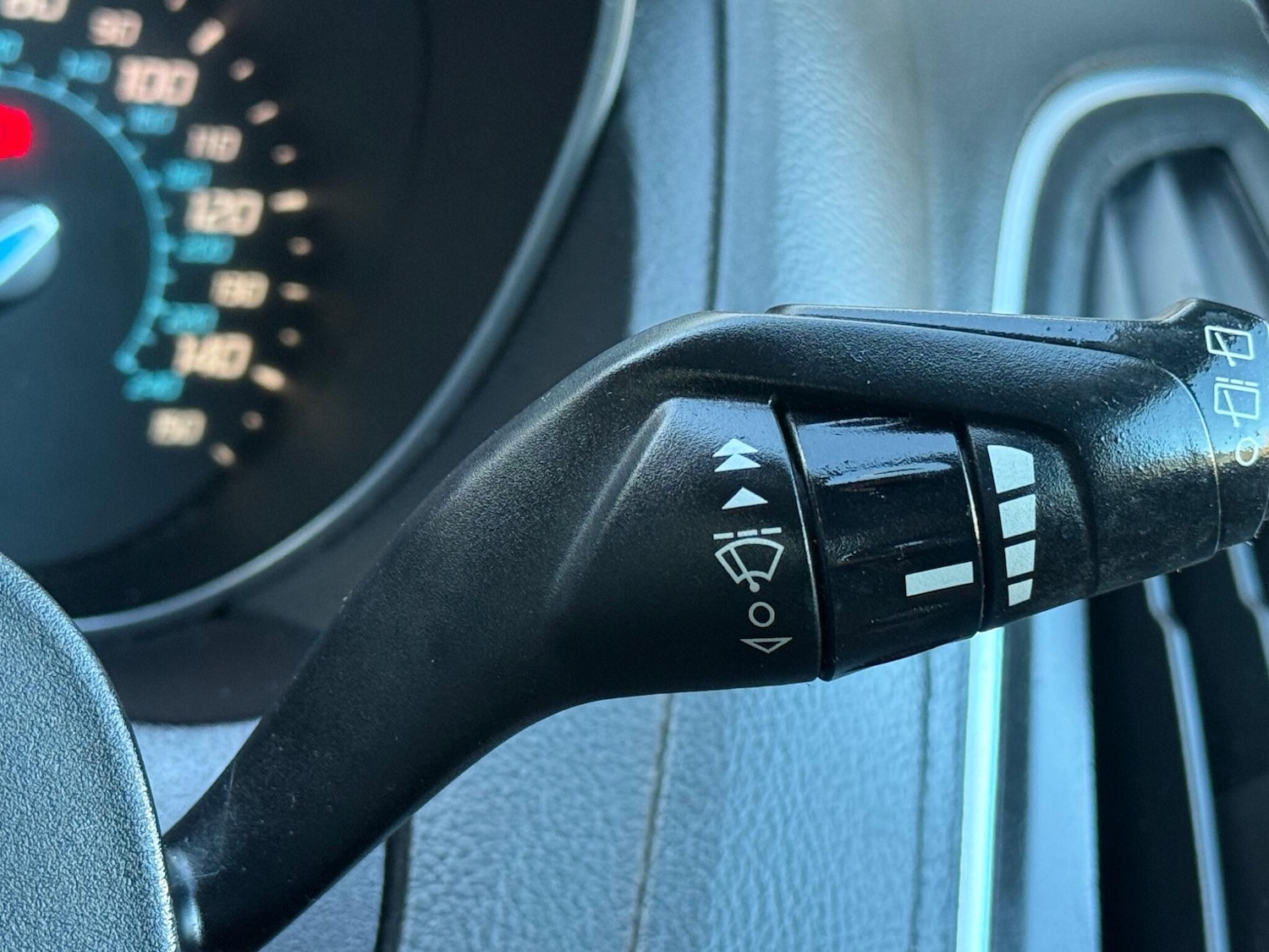 Used Ford Focus 2011 for sale - 76446912: Photo 40