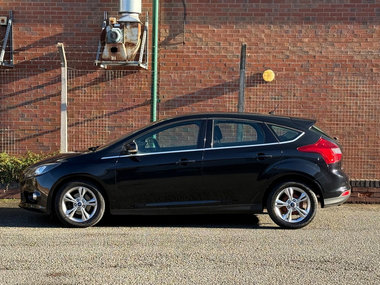 Used Ford Focus 2011 for sale - 76446912: Photo 7