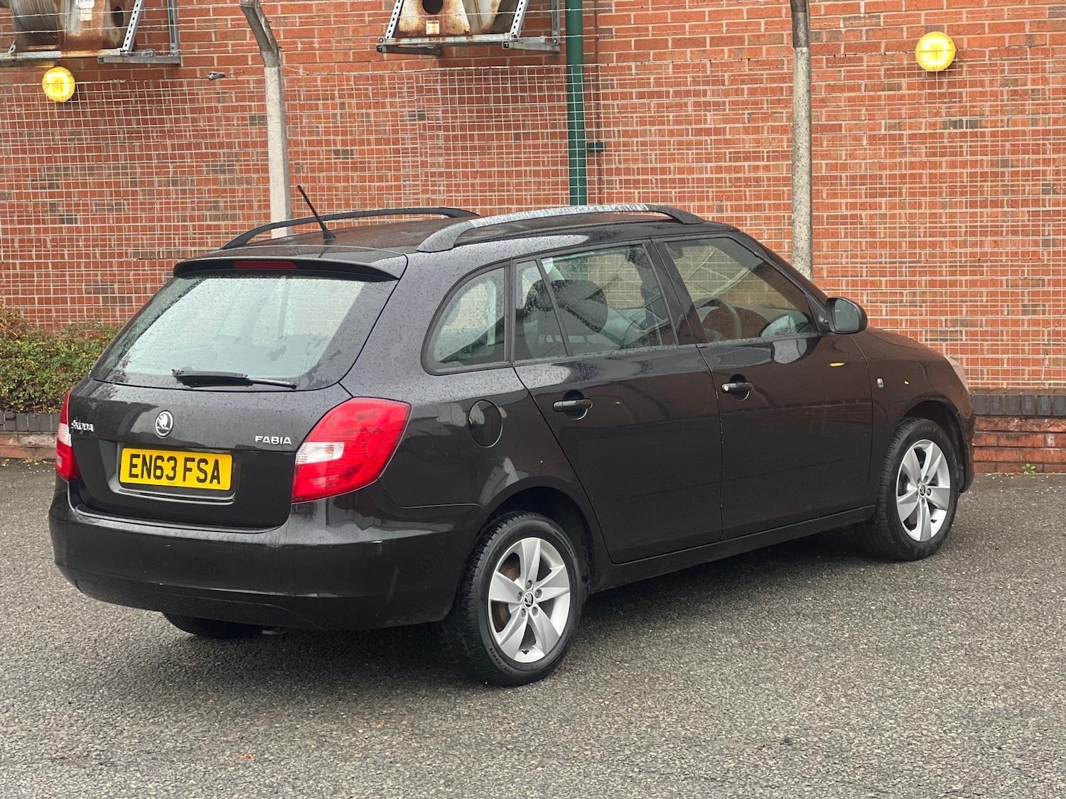 Used Skoda Fabia 2014 for sale - 76878399: Photo 25