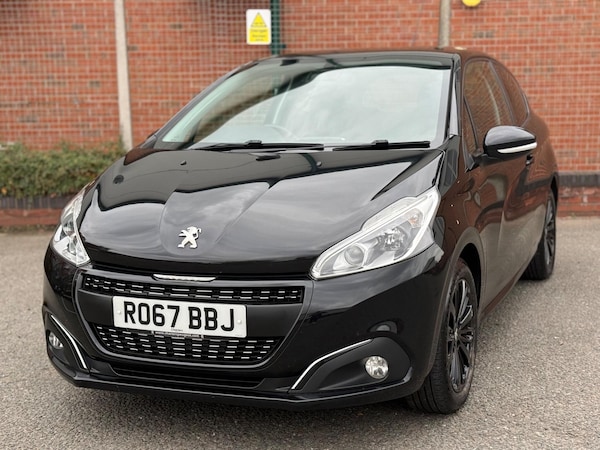 Used Peugeot 208 2017 for sale - 76295687: Photo 10
