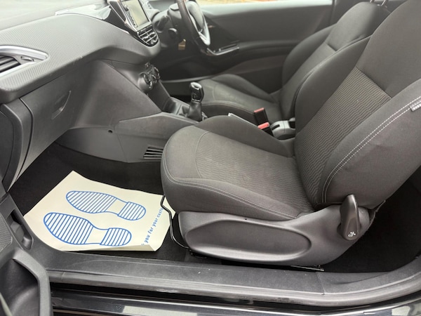 Used Peugeot 208 2017 for sale - 76295687: Photo 14