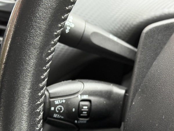 Used Peugeot 208 2017 for sale - 76295687: Photo 35