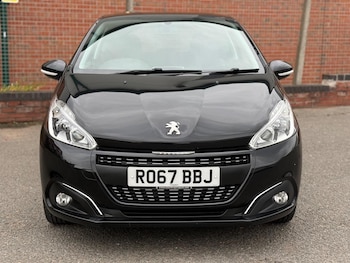 Used Peugeot 208 2017 for sale - 76295687: Photo
