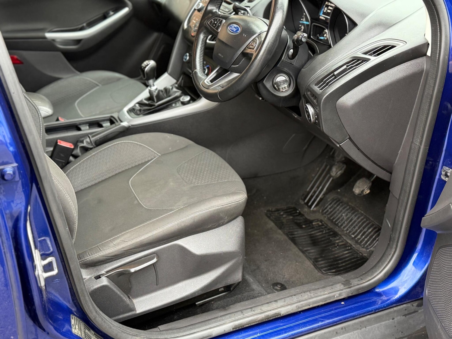 Used Ford Focus 2015 for sale - 77174938: Photo 29