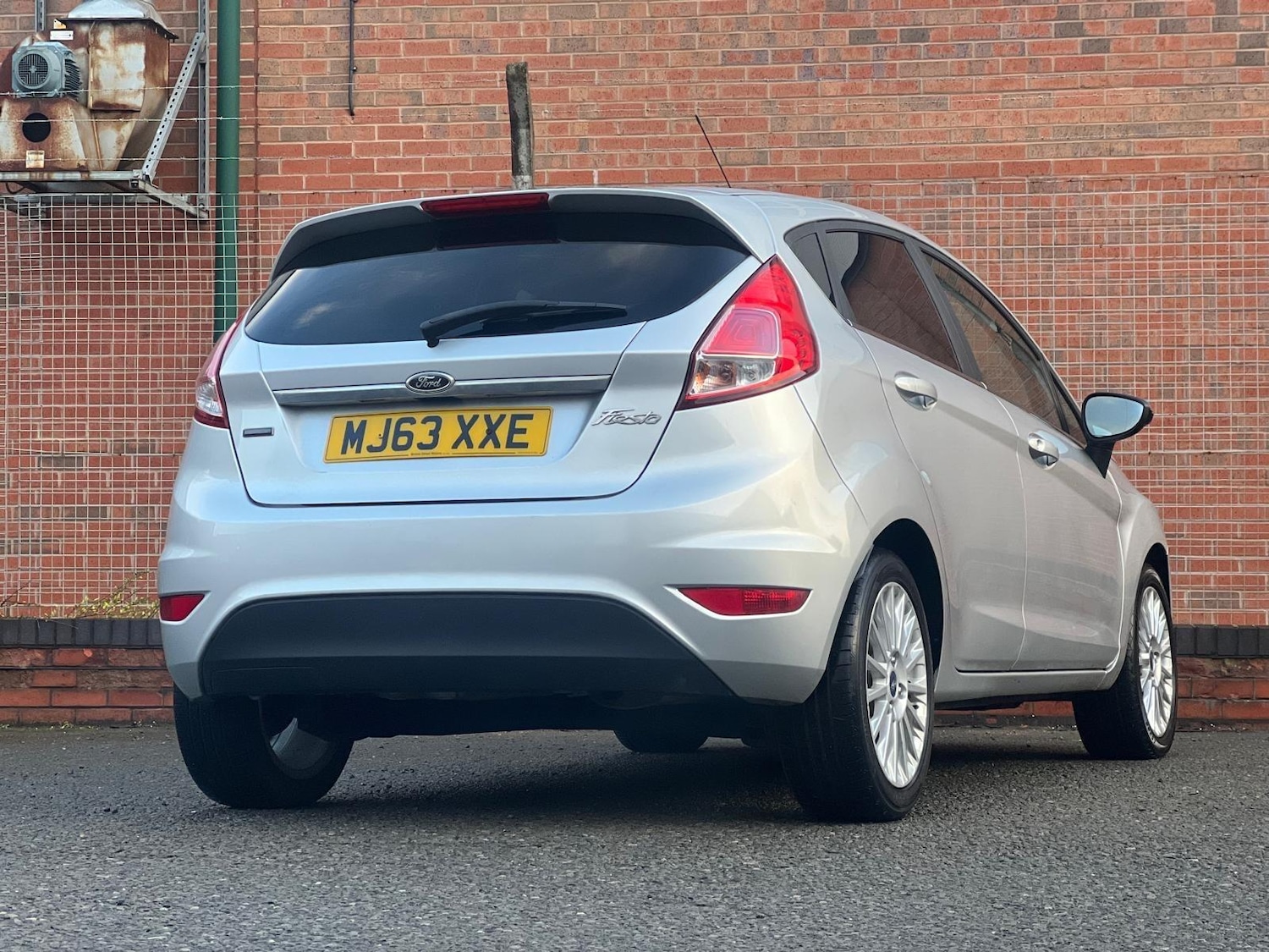 Used Ford Fiesta 2013 for sale - 76952492: Photo 24