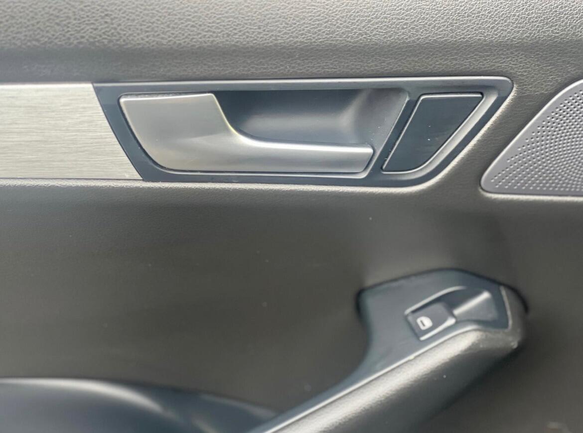 Used Audi Q5 2009 for sale - 77191349: Photo 36