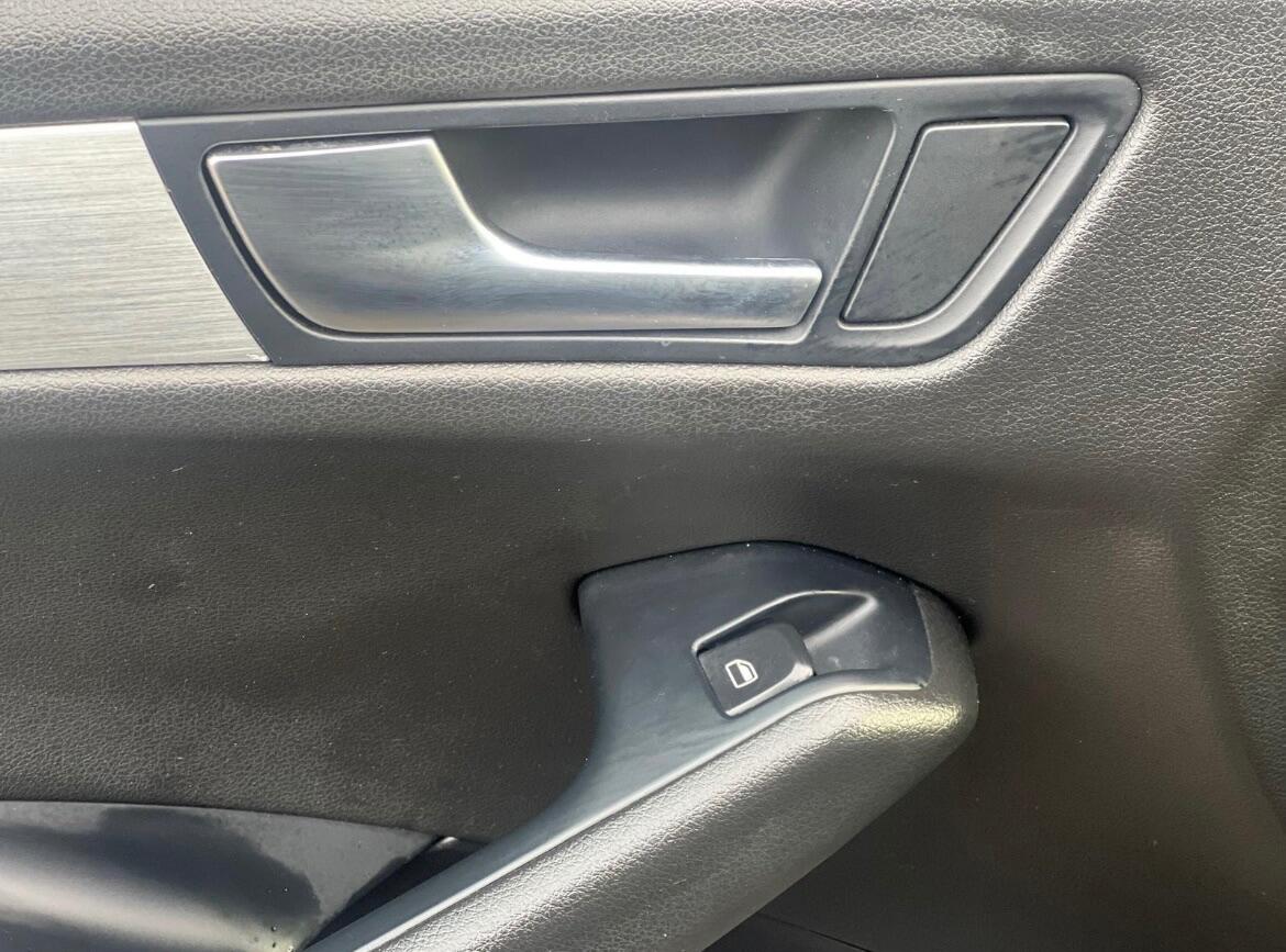 Used Audi Q5 2009 for sale - 77191349: Photo 37