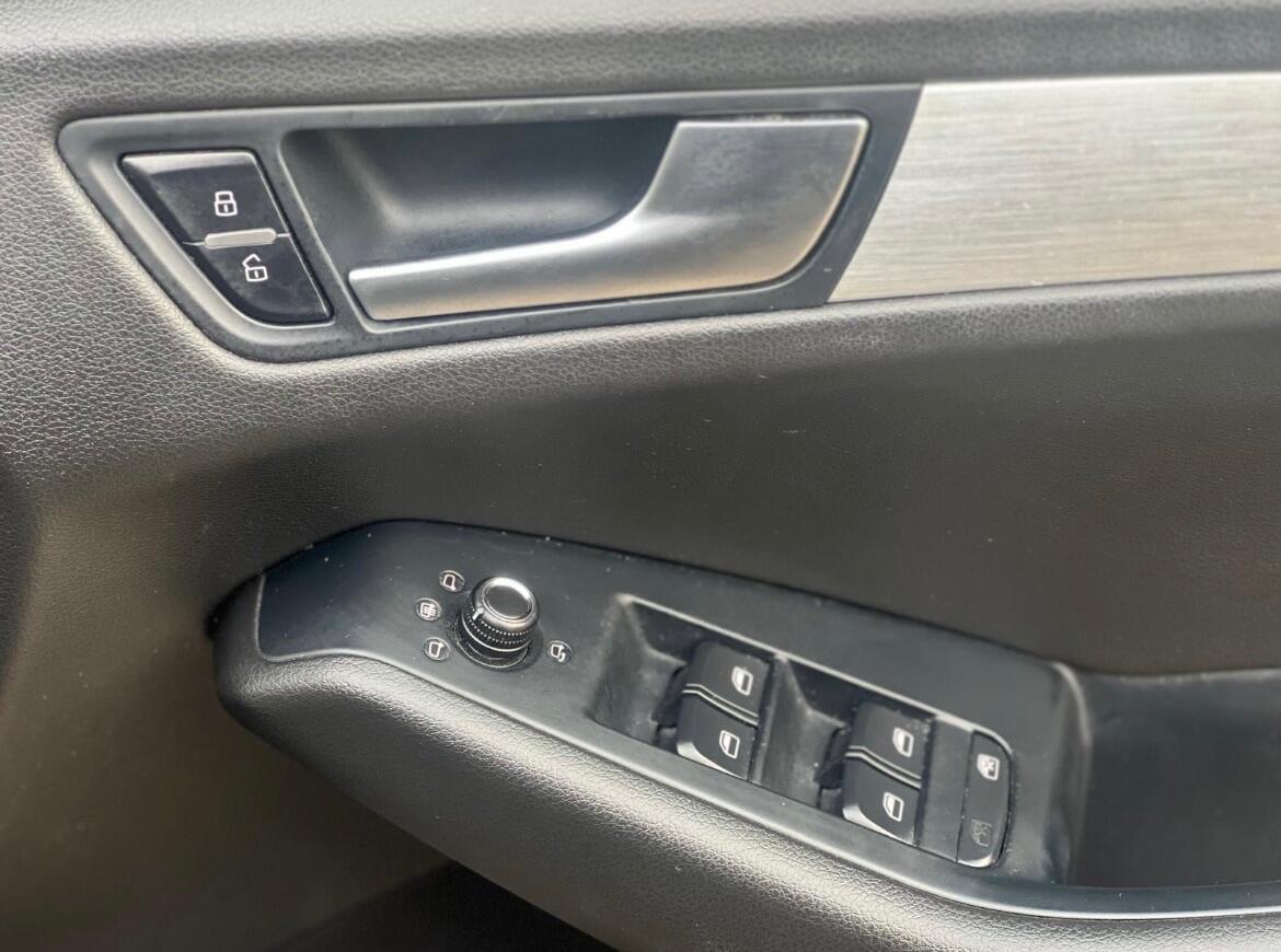 Used Audi Q5 2009 for sale - 77191349: Photo 39