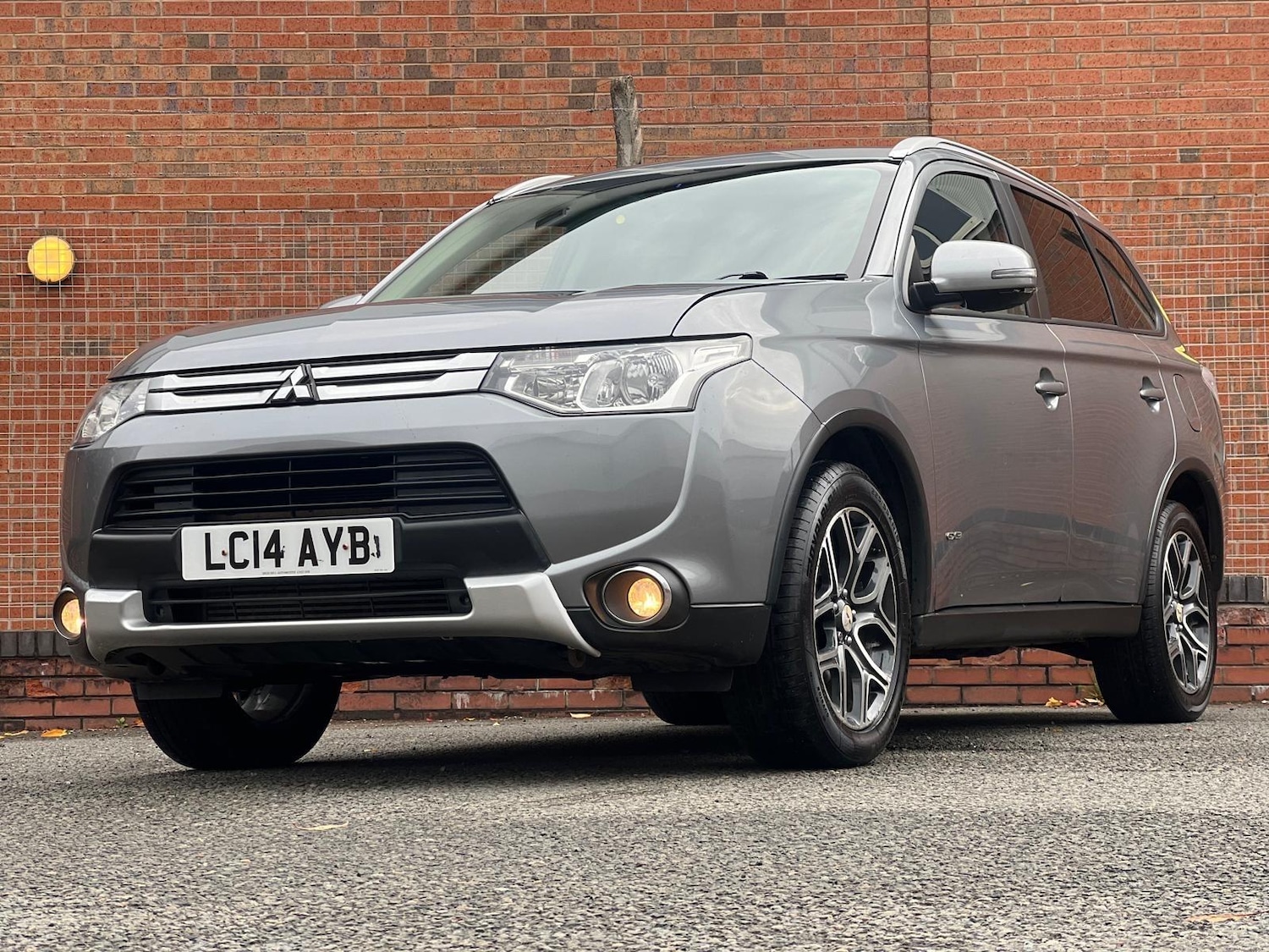 Used Mitsubishi Outlander 2014 for sale - 76360095: Photo 1