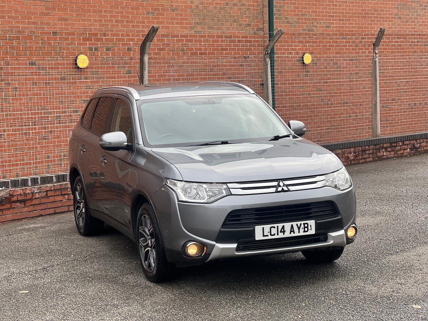 Used Mitsubishi Outlander 2014 for sale - 76360095: Photo 25