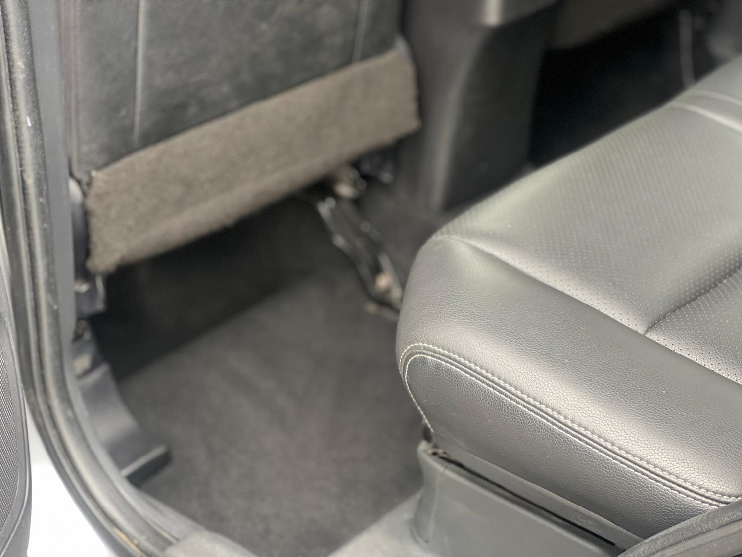 Used Mitsubishi Outlander 2014 for sale - 76360095: Photo 34