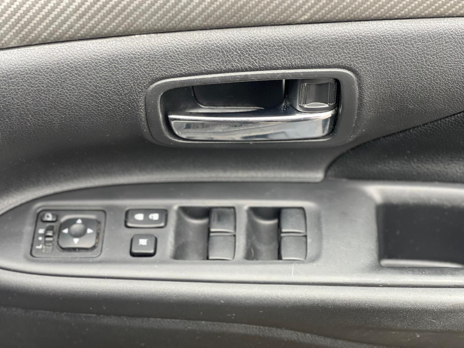 Used Mitsubishi Outlander 2014 for sale - 76360095: Photo 39