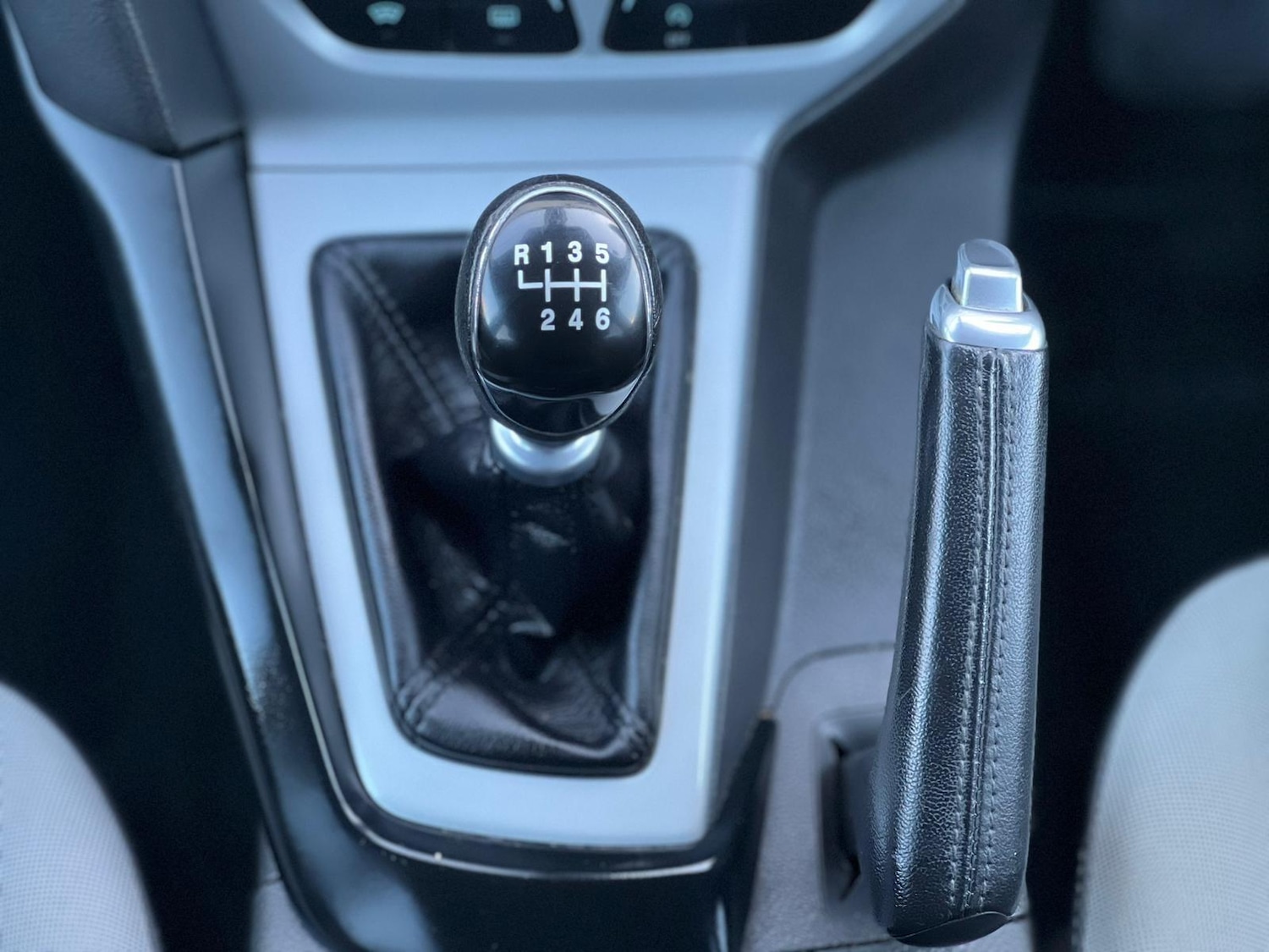 Used Ford Focus 2013 for sale - 77016010: Photo 19