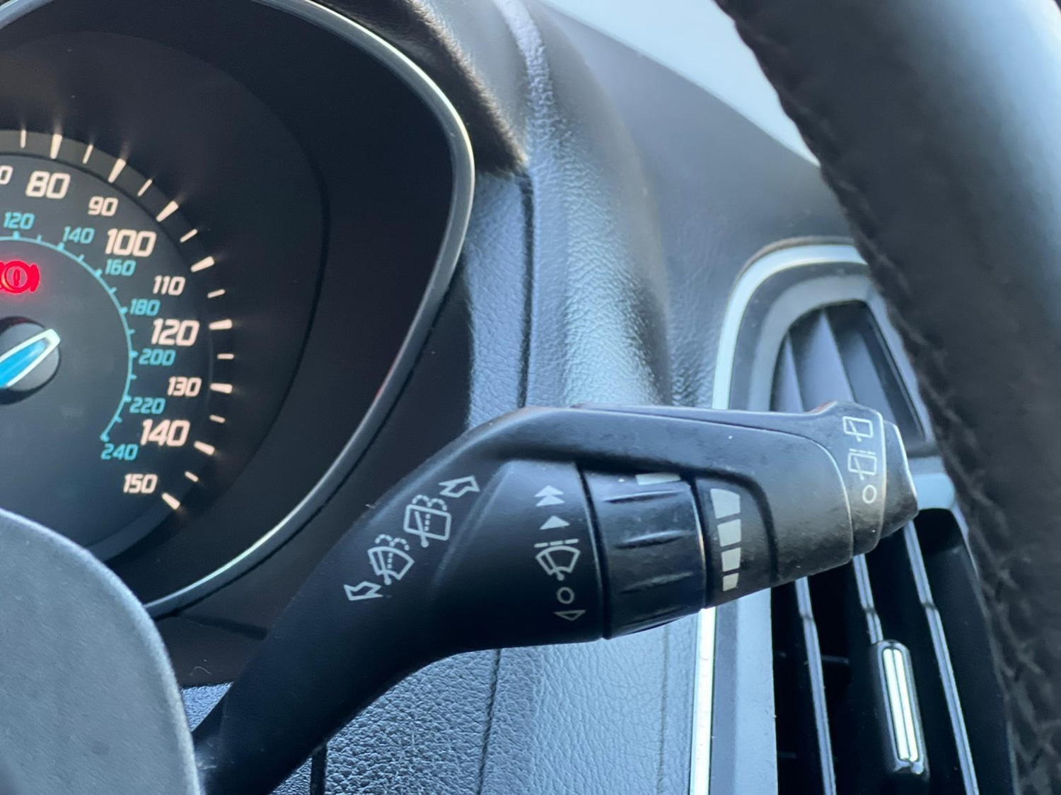 Used Ford Focus 2013 for sale - 77016010: Photo 38