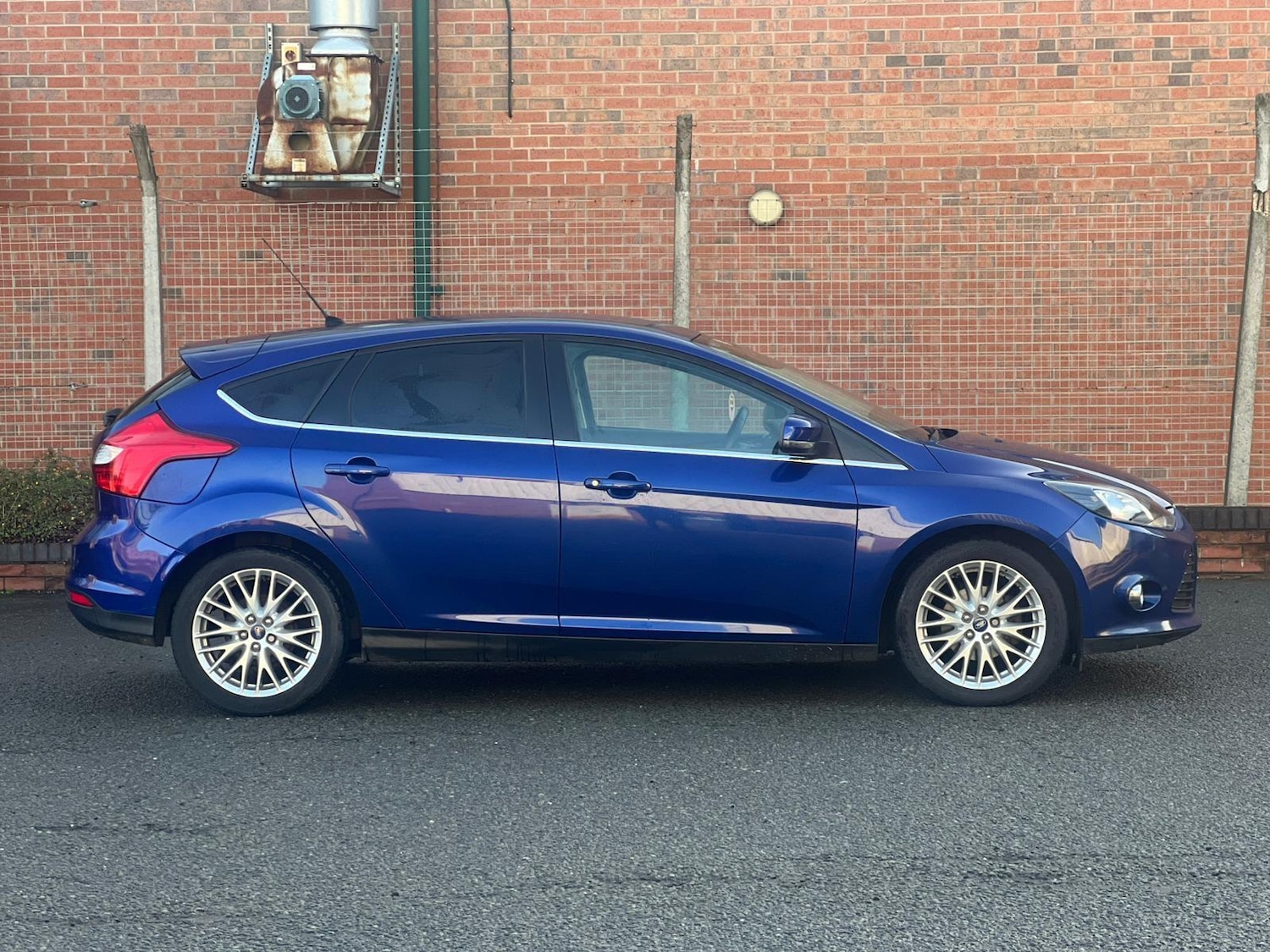 Used Ford Focus 2013 for sale - 77016010: Photo 5