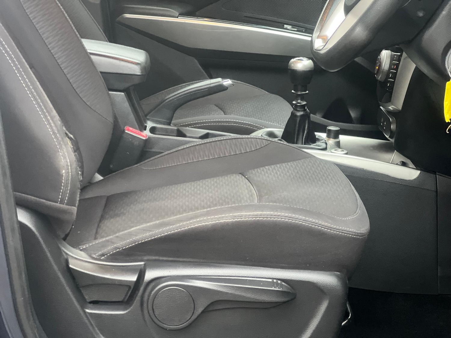 Used Ssangyong Tivoli 2016 for sale - 77242753: Photo 14