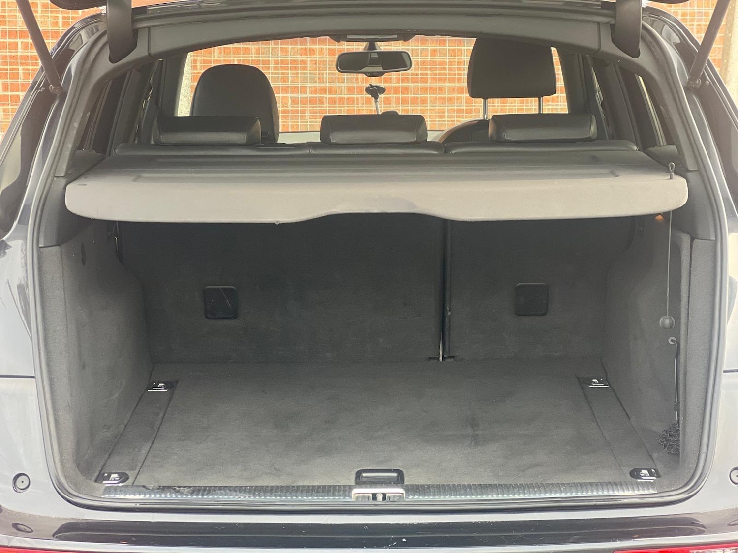 Used Audi Q5 2009 for sale - 76878418: Photo 11