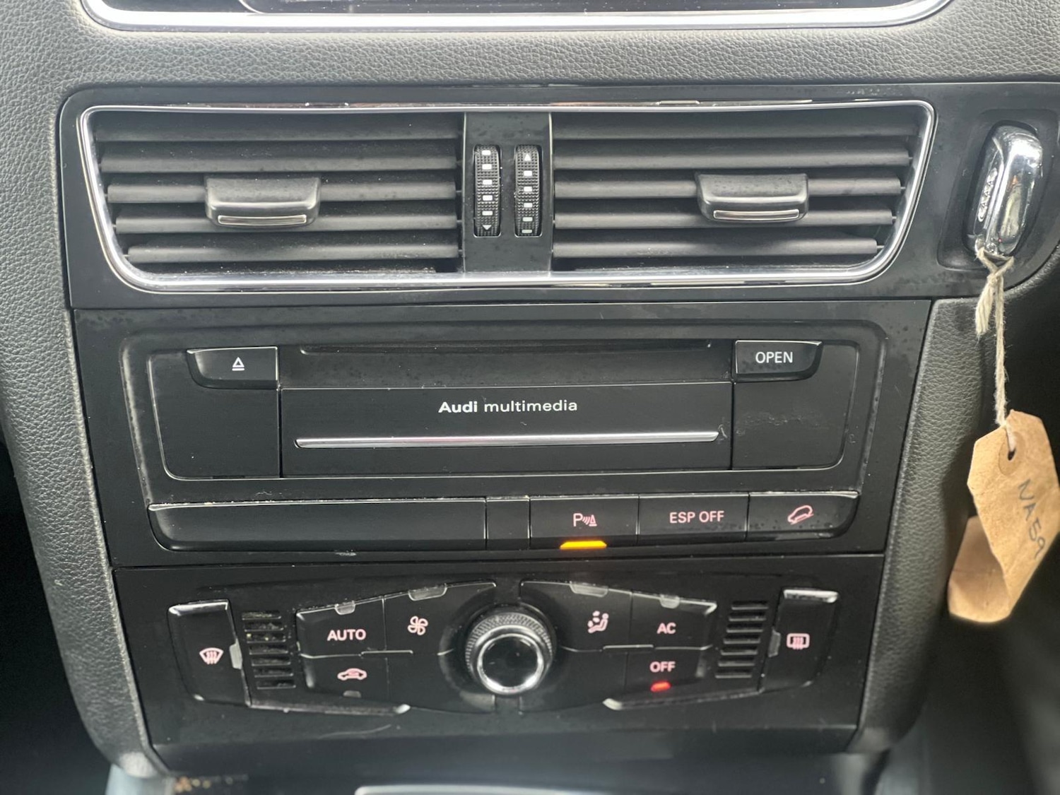 Used Audi Q5 2009 for sale - 76878418: Photo 19