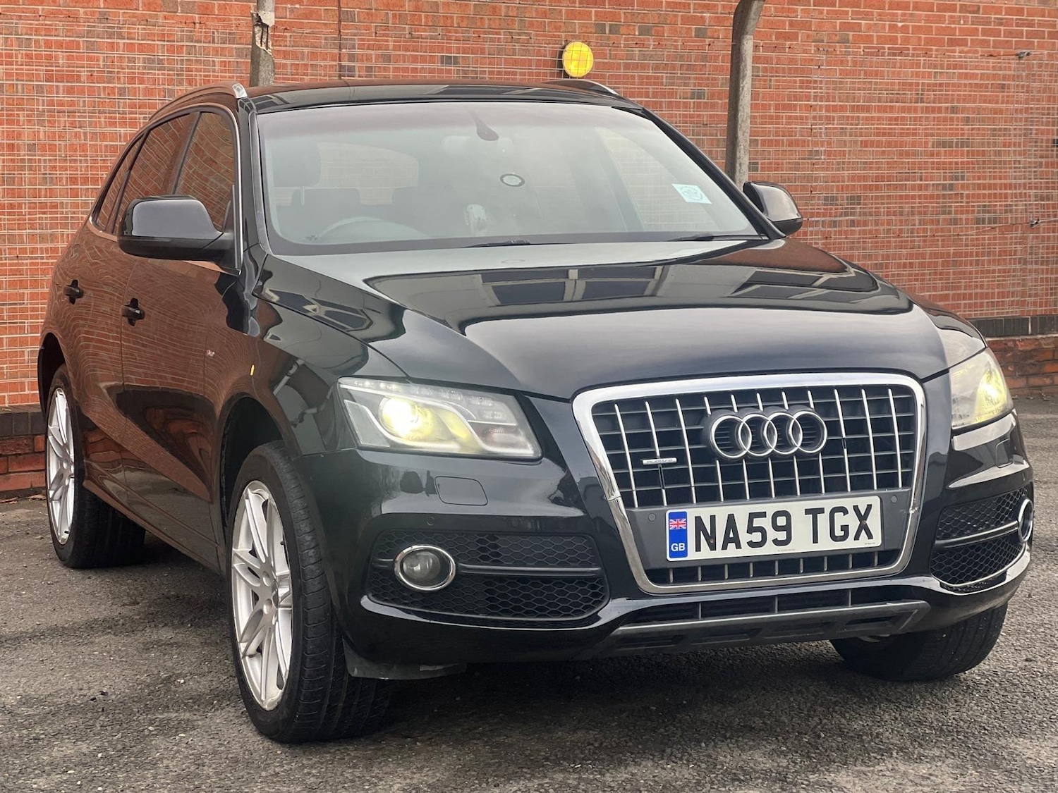 Used Audi Q5 2009 for sale - 76878418: Photo 20