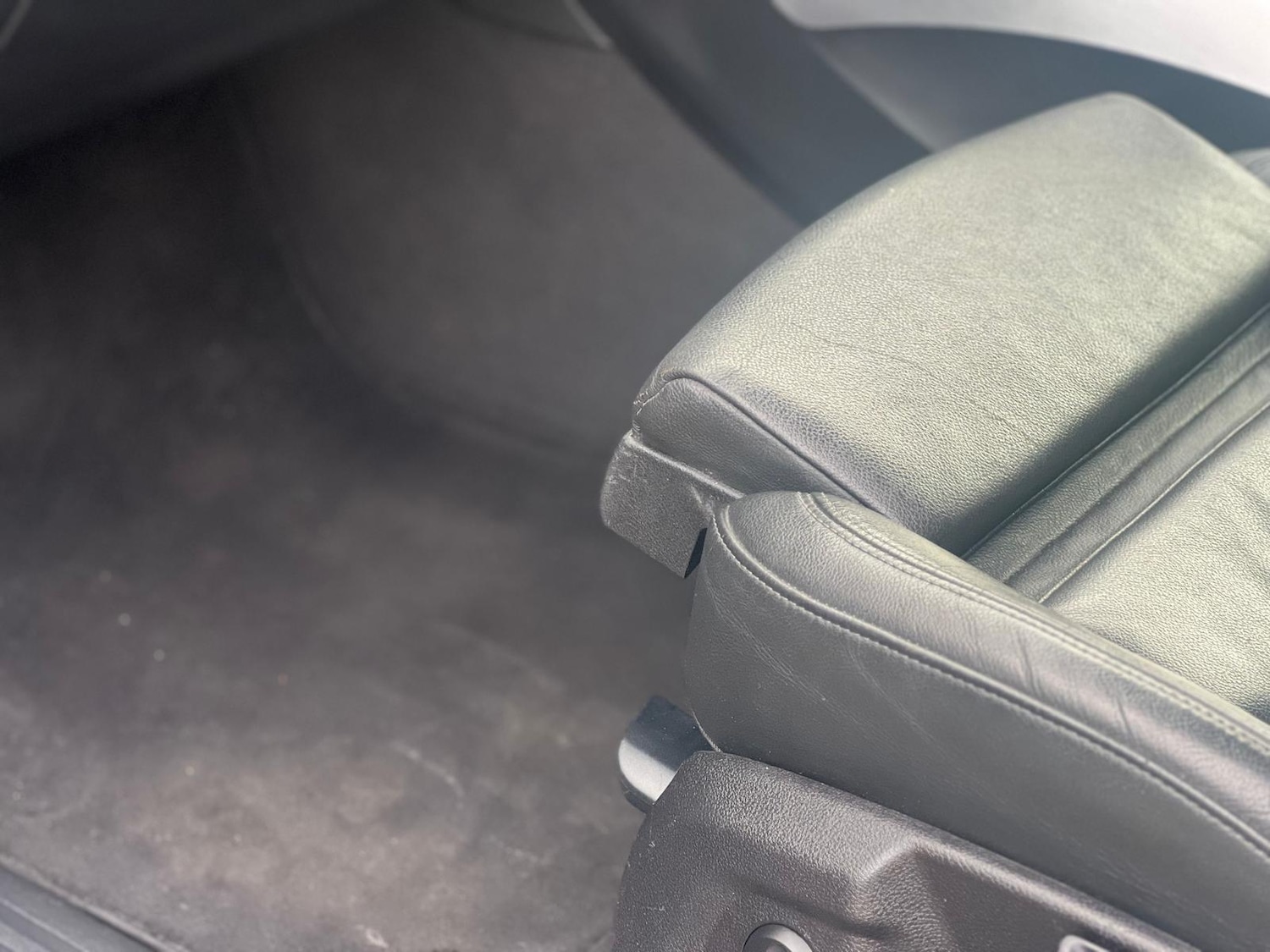 Used Audi Q5 2009 for sale - 76878418: Photo 32