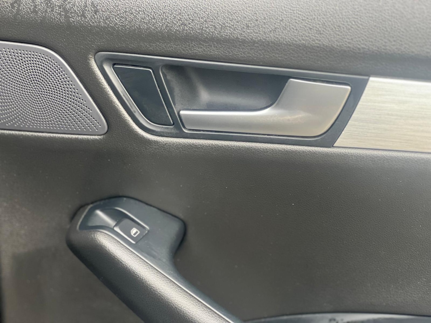 Used Audi Q5 2009 for sale - 76878418: Photo 38