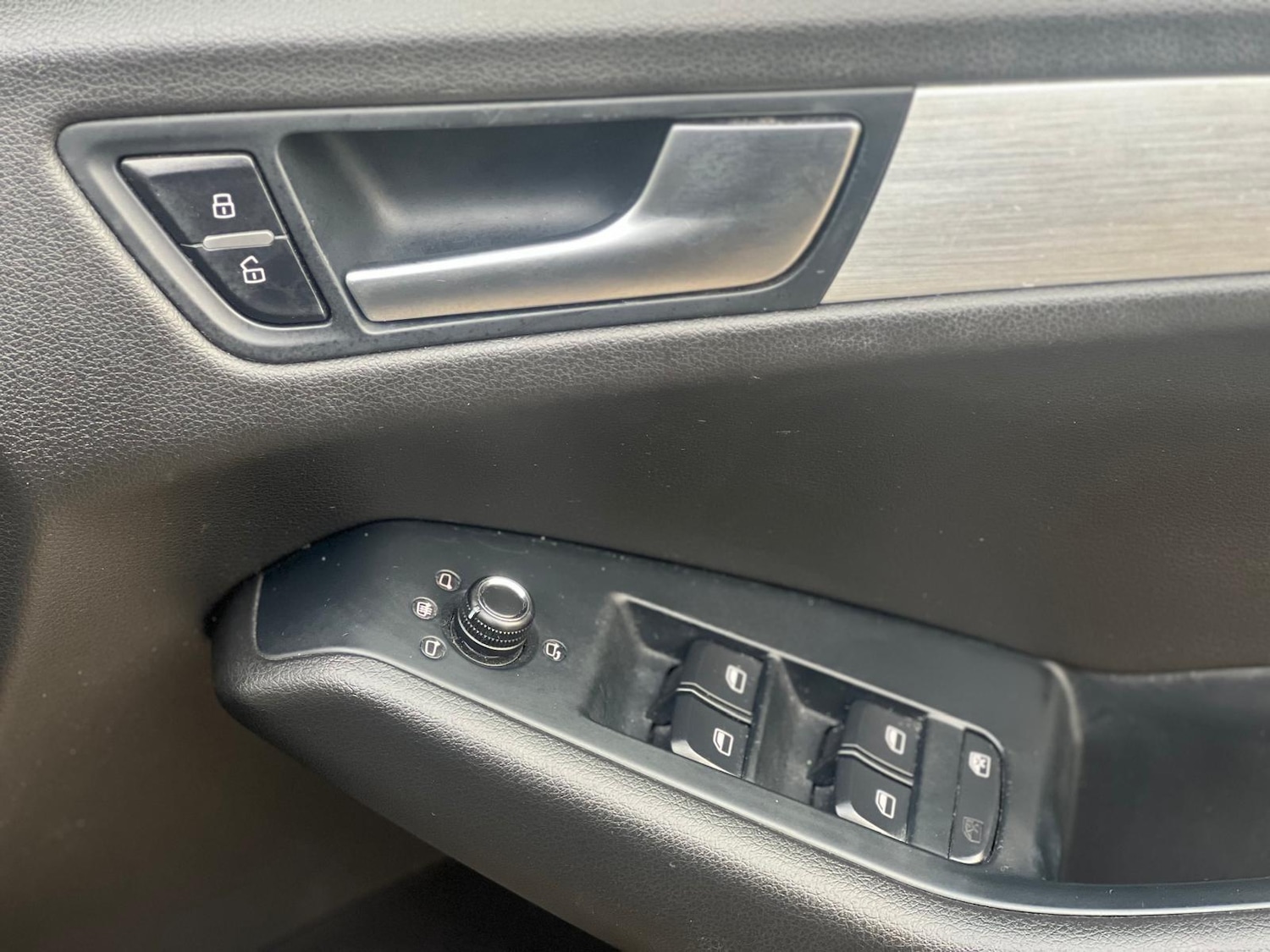 Used Audi Q5 2009 for sale - 76878418: Photo 39