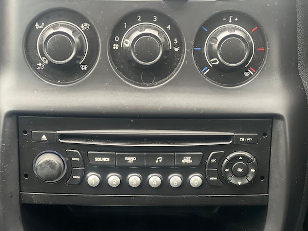 Used Citroen C3 2010 for sale - 76246789: Photo 17