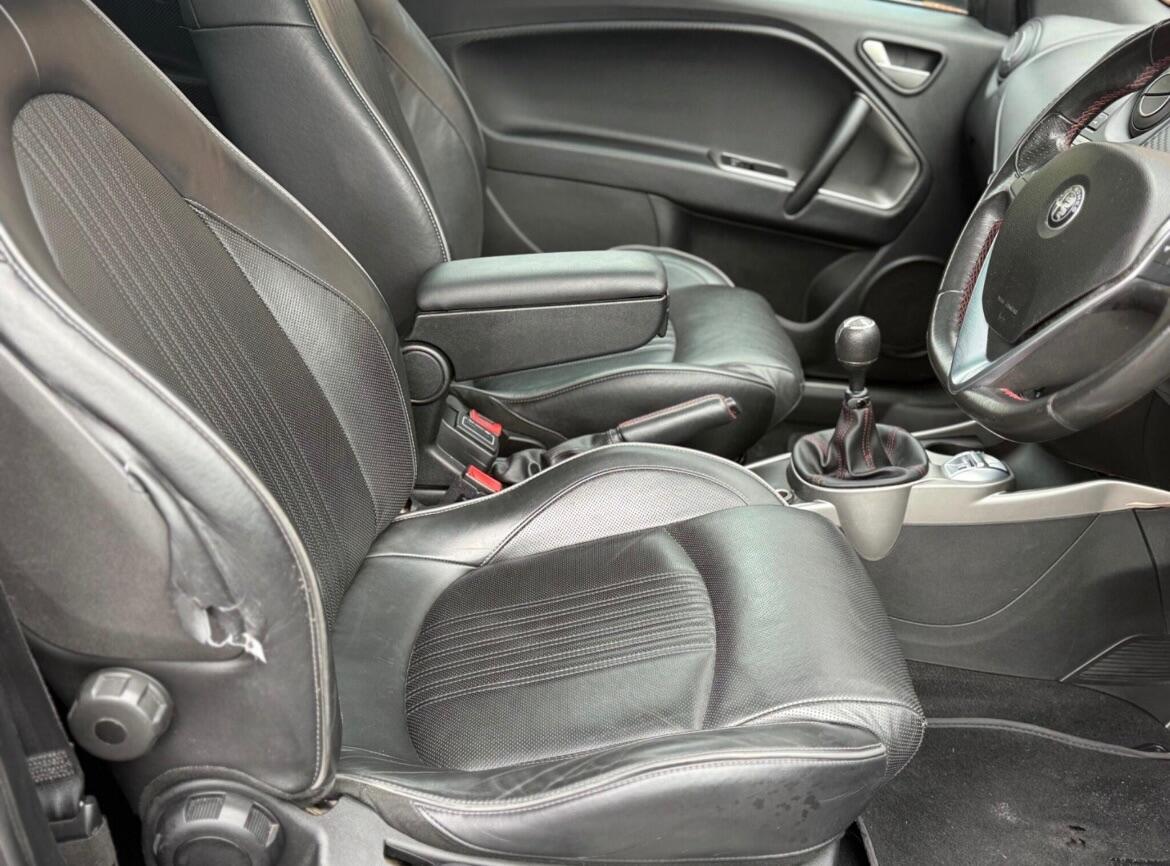 Used Alfa Romeo MiTo 2016 for sale - 76878391: Photo 14