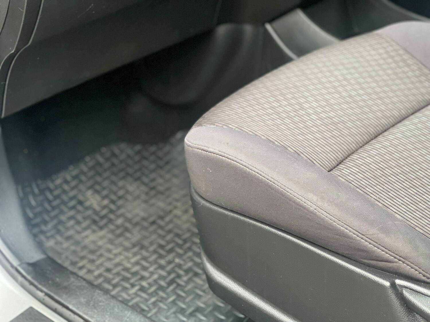 Used Ssangyong Korando 2016 for sale - 76926168: Photo 33