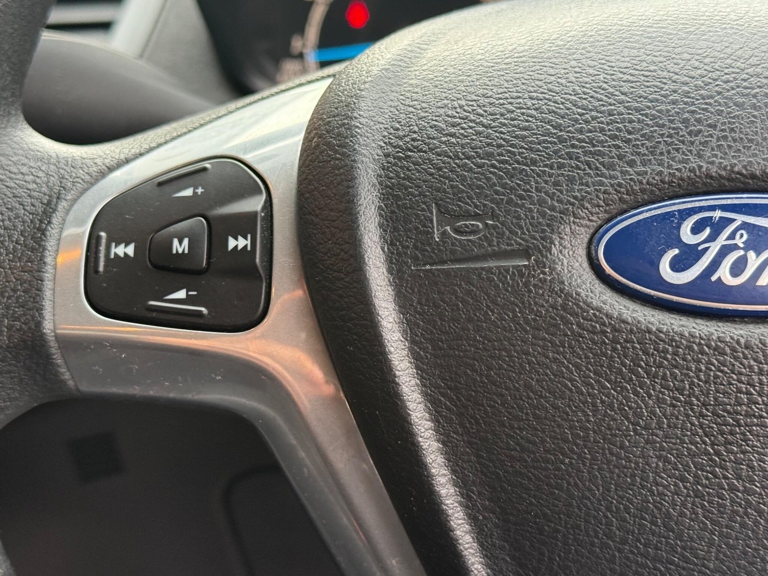 Used Ford Fiesta 2013 for sale - 76498875: Photo 39