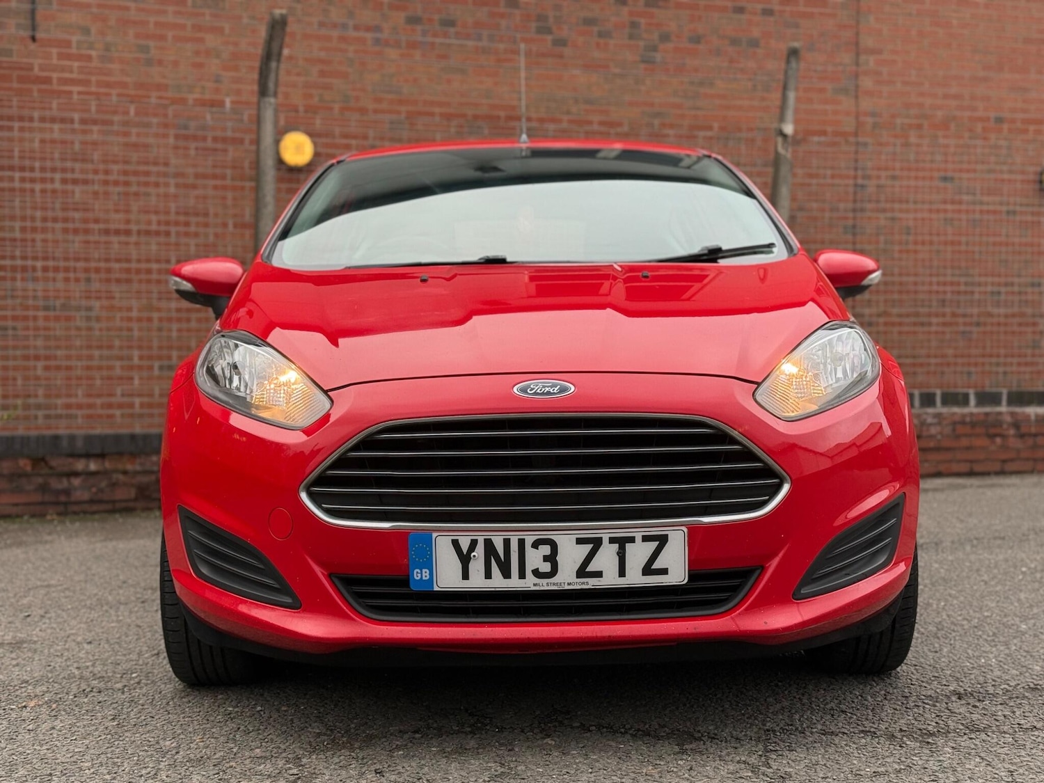 Used Ford Fiesta 2013 for sale - 76498875: Photo 4