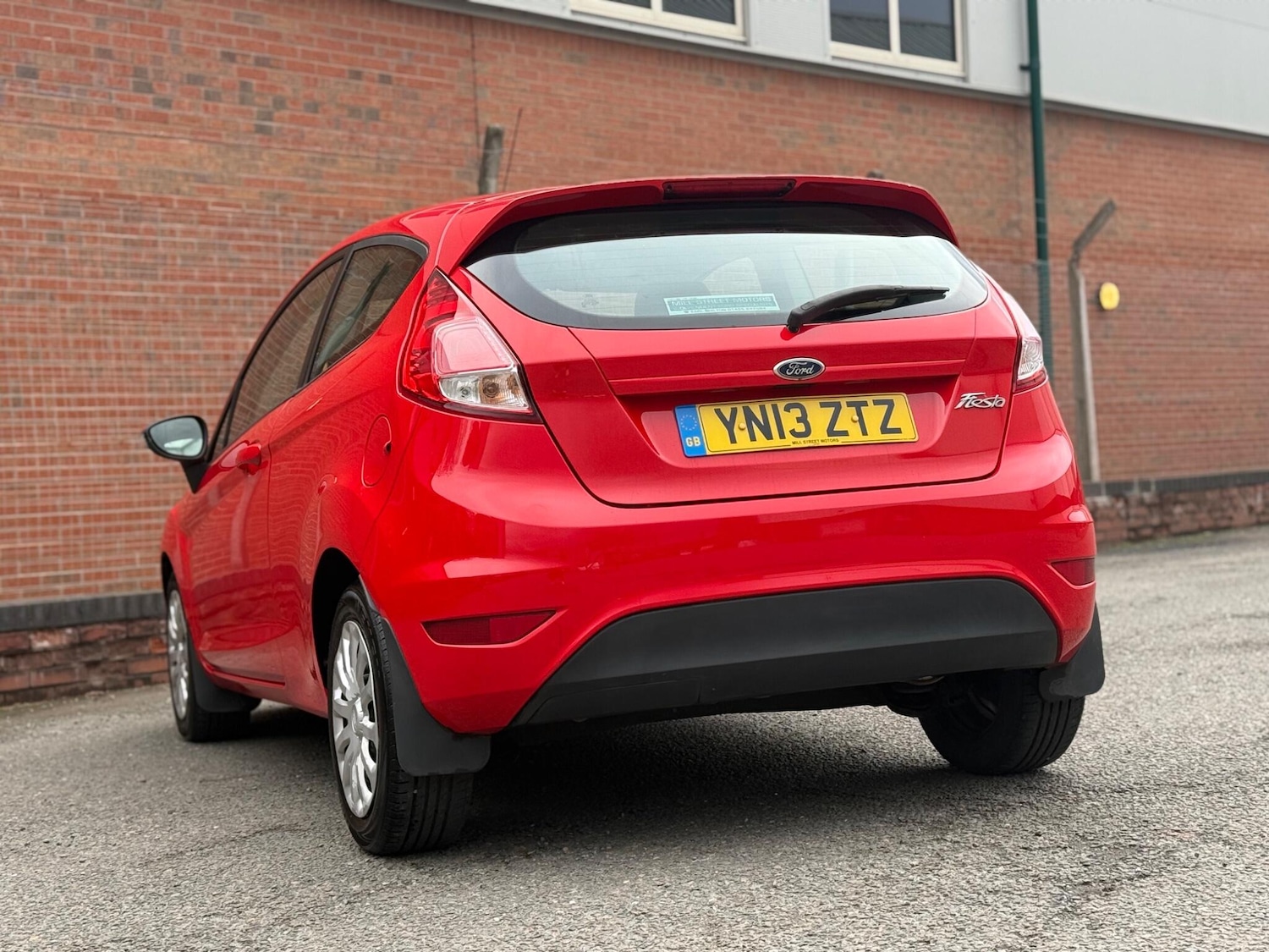 Used Ford Fiesta 2013 for sale - 76498875: Photo 6