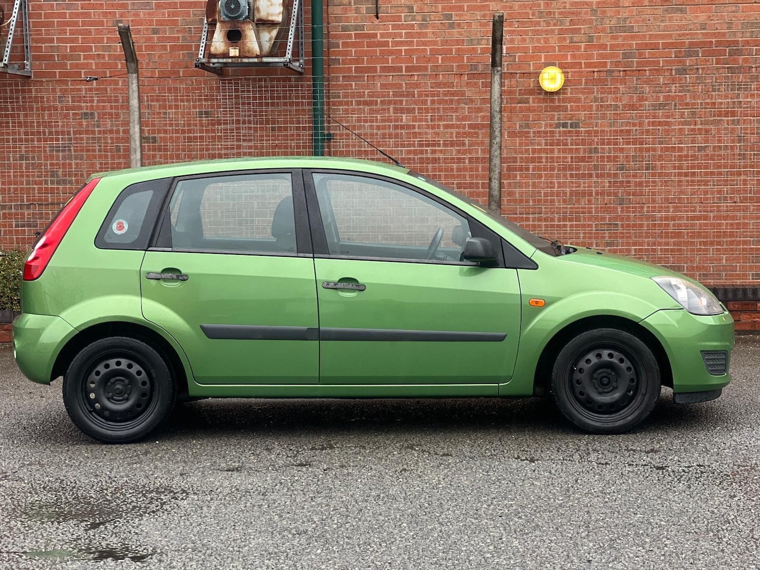 Used Ford Fiesta 2008 for sale - 76878430: Photo 5