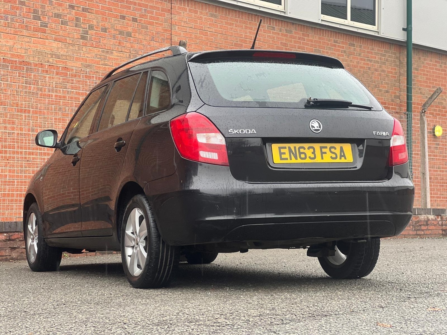 Used Skoda Fabia 2014 for sale - 76423713: Photo 2